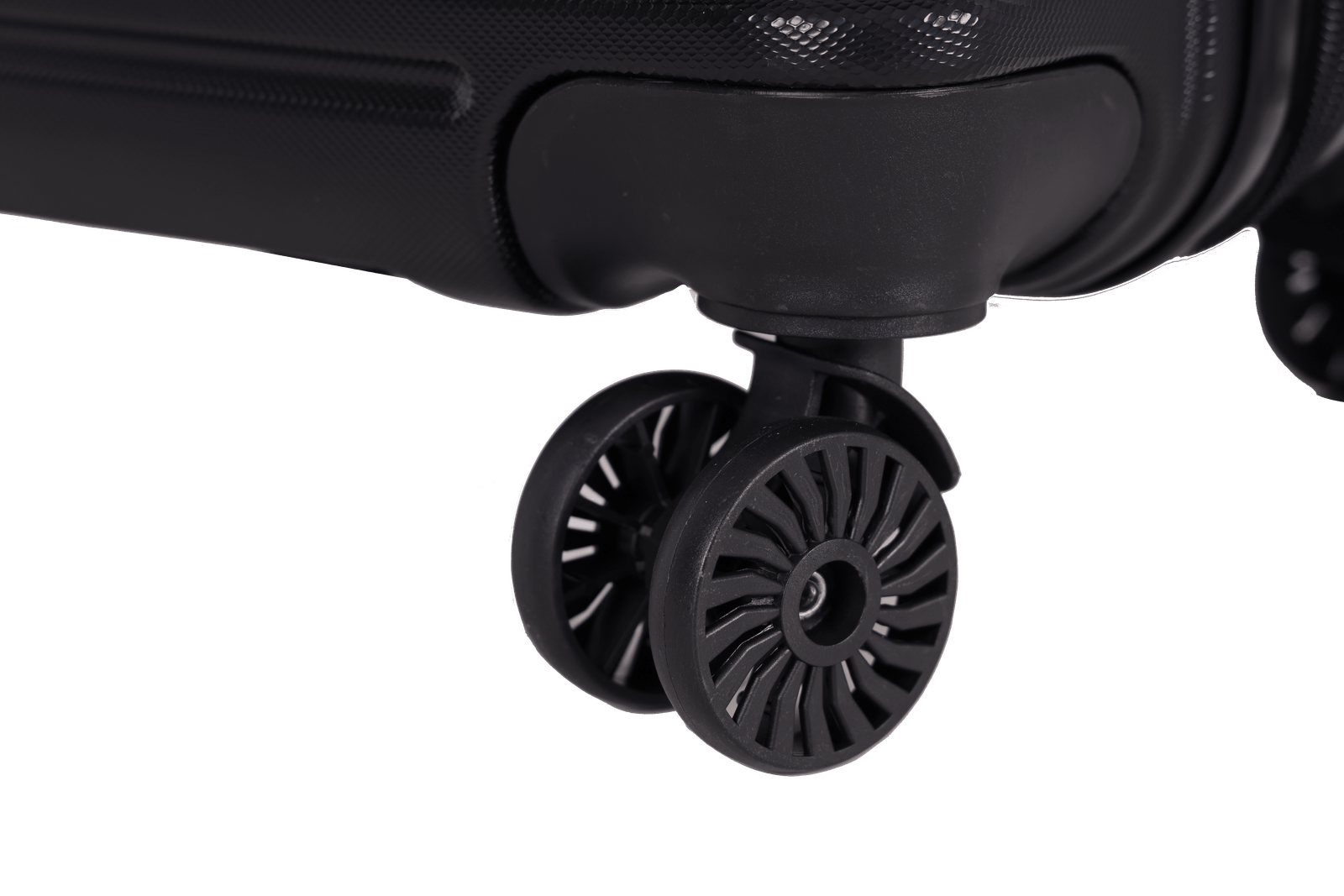 010 luggage bags with scratch resistant finish and 360° spinner wheels