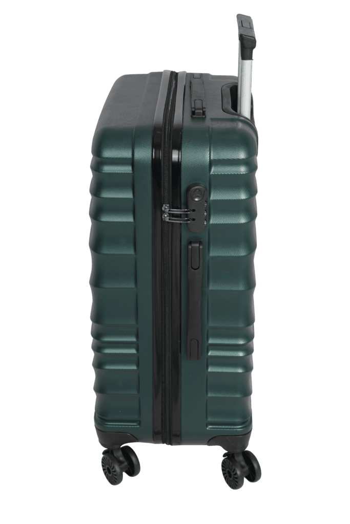 luggage bags with scratch resistant finish and 360° spinner wheels