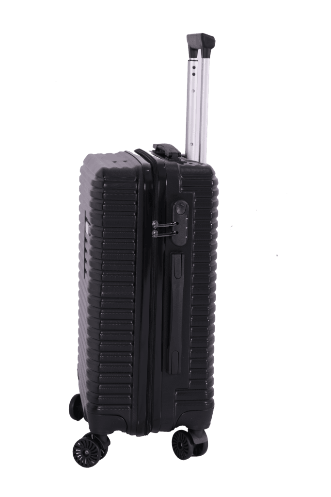 luggage bags with scratch resistant finish and 360° spinner wheels