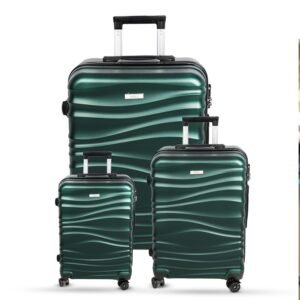 3-piece green trolley bags with 360° wheels, scratch resistant finish