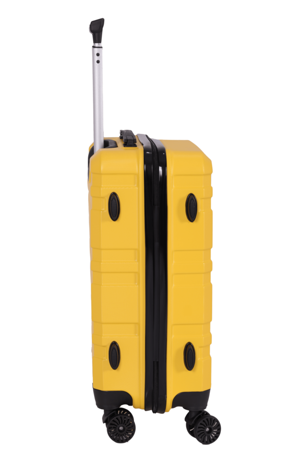 luggage bags with scratch resistant finish and 360° spinner wheels
